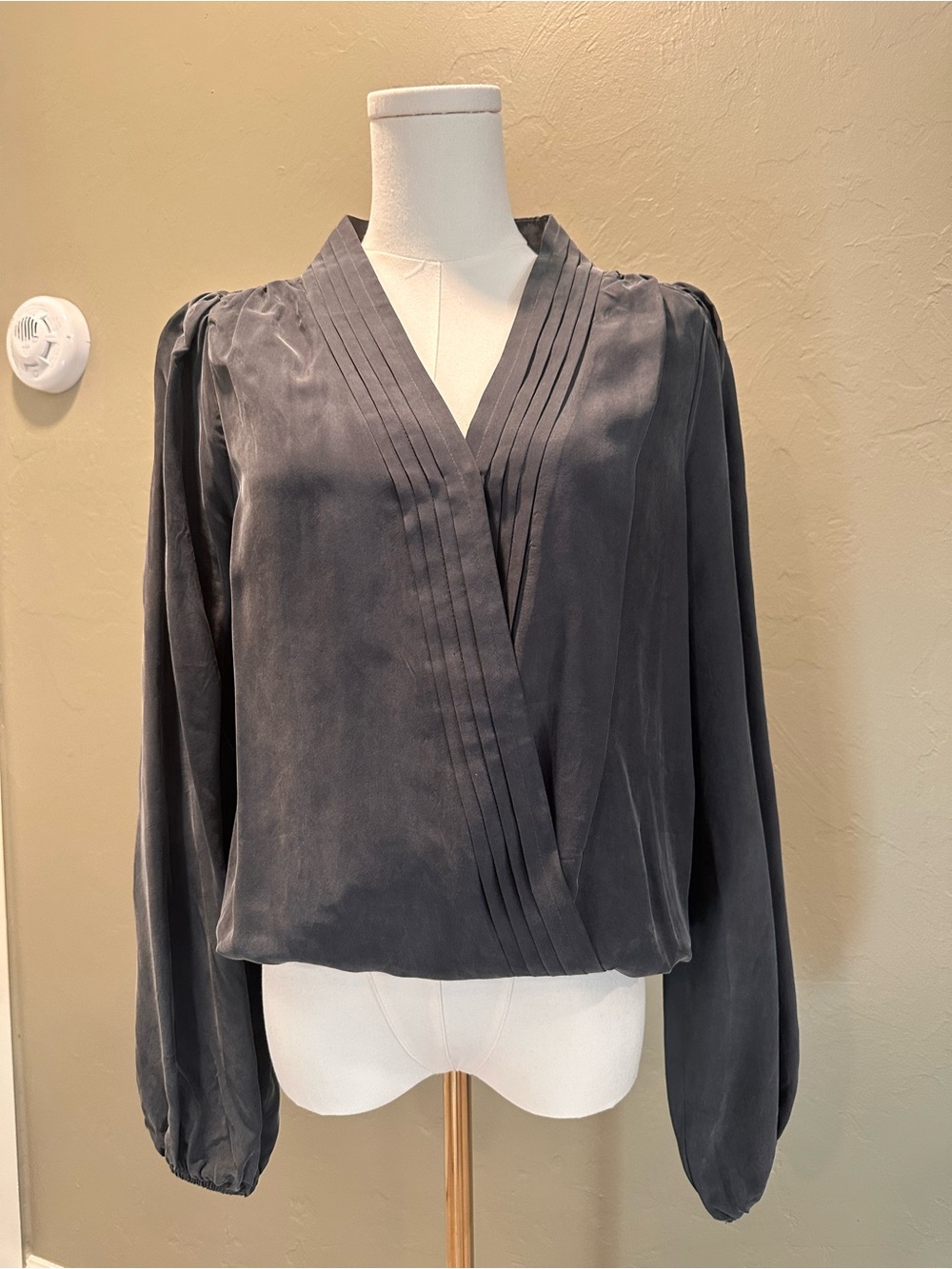 Evereve Charcoal Pleated V-Neck Wrap Blouse